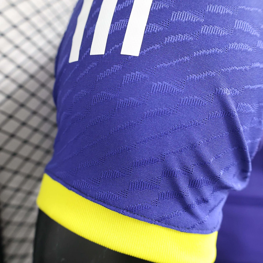Camiseta de Fútbol Tercera Visitante del Real Madrid Versión Jugador 2024/2025 Calidad Tailandesa
