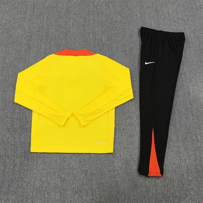 2026 Brasil Traje de Entrenamiento Amarillo de Media Cremallera Camiseta de Fútbol AAA Grado Fan