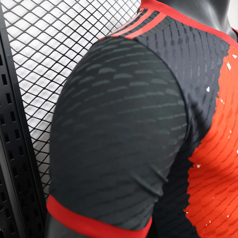 Camiseta de fútbol edición especial Saiyans rojo jugador Japón 2024 AAA calidad fan