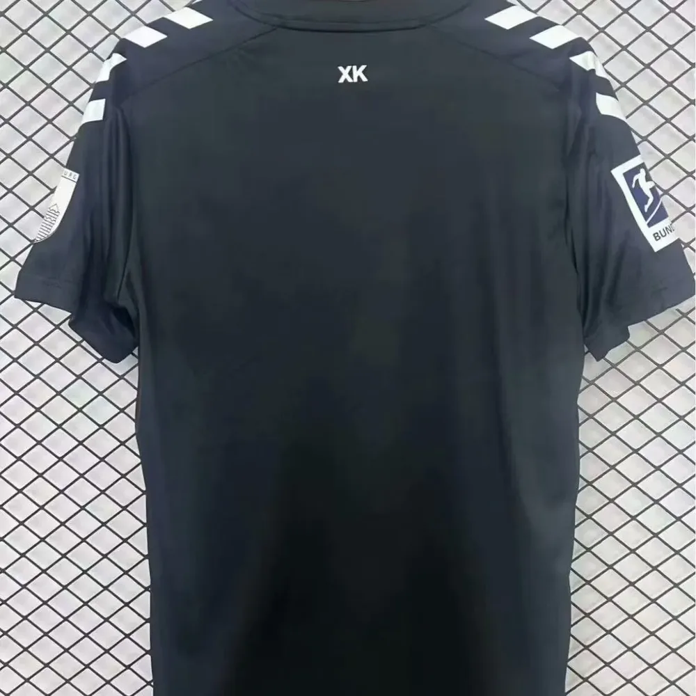 2025-2026 Camiseta de Edición Especial de FC Magdeburg Calidad Thai
