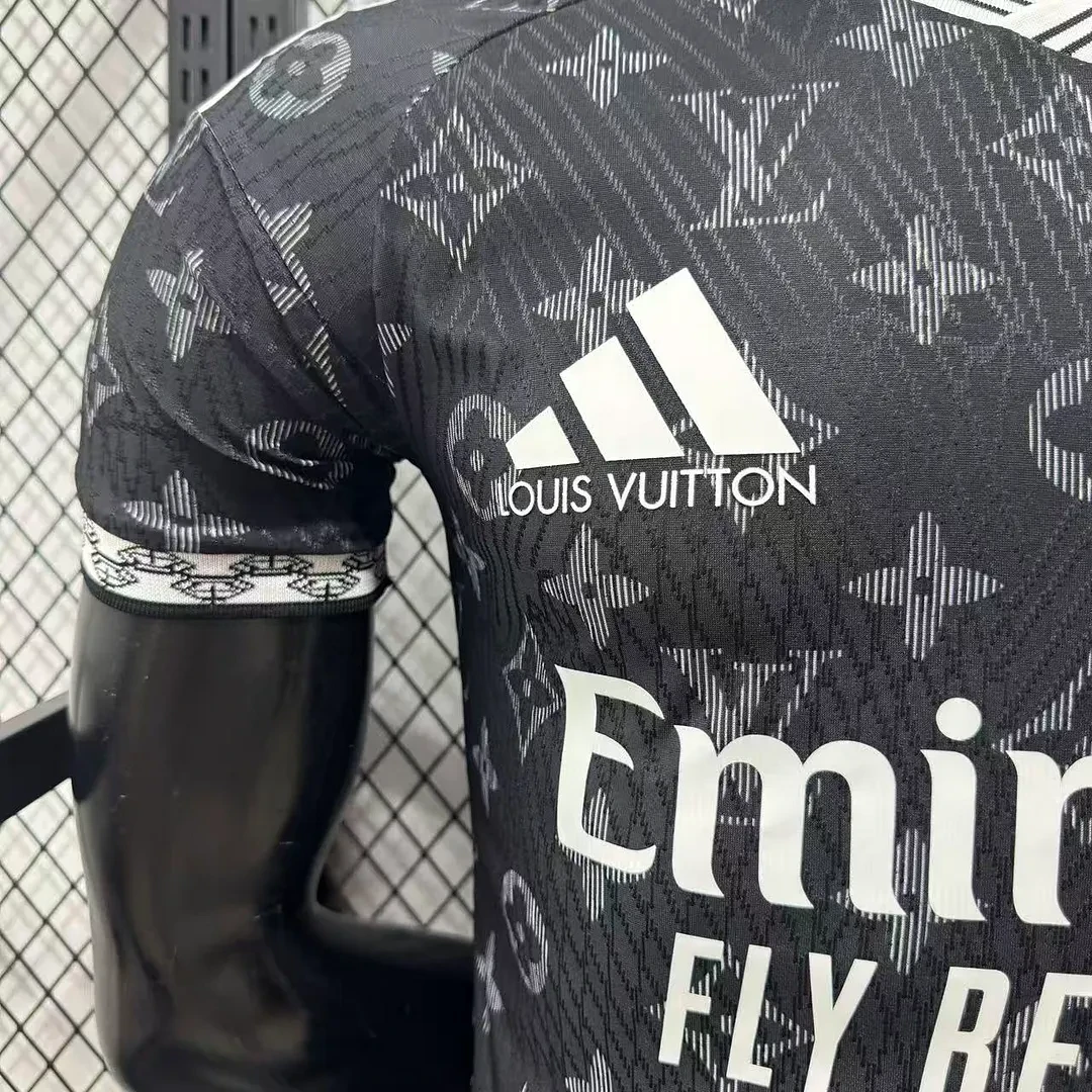 2026/2027 Versión Jugador Camiseta de Fútbol Edición Especial 07 Real Madrid 1:1 Calidad Tailandesa