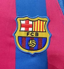 2005/2006 Retro Manga Larga Barcelona Local Camiseta de Fútbol UEFA Champions League Calidad Tailandesa