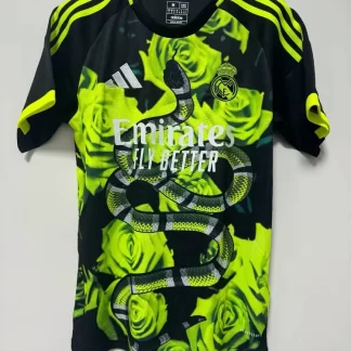 2025/2026 Camiseta de Fútbol Verde Fluorescente Rosa Serpiente del Real Madrid Calidad Tailandesa