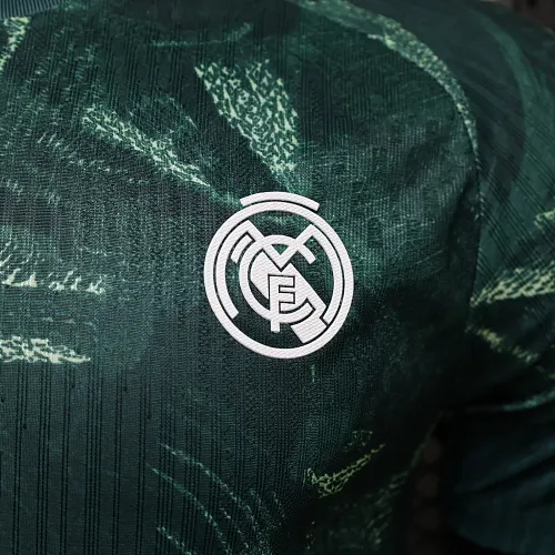 Camiseta de fútbol de pre-partido de Real Madrid 2026/2027 Versión Jugador 1:1 Calidad Tailandesa