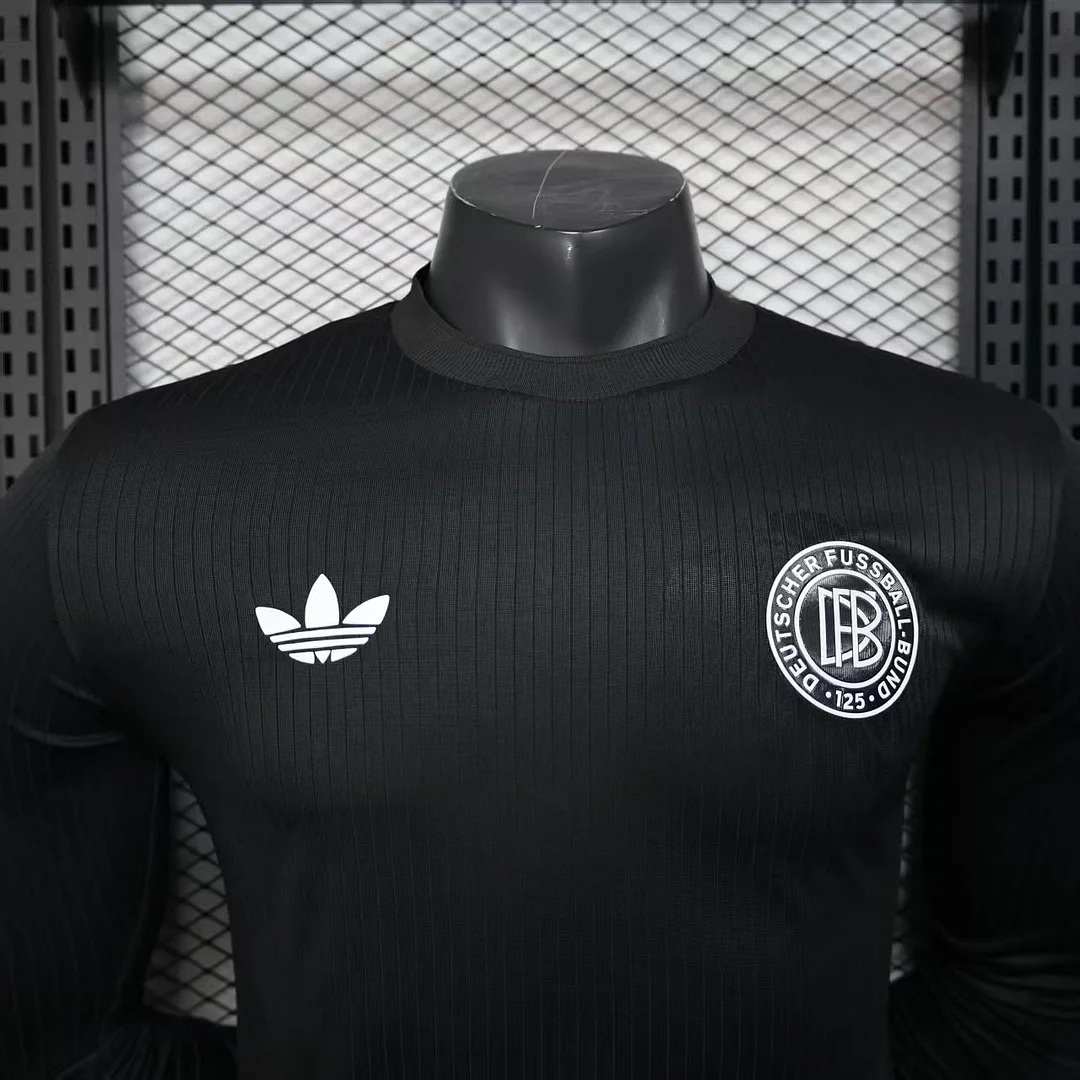 2025/2026 Camiseta de Fútbol Blanca Edición 125 Aniversario Alemania Manga Larga Versión Jugador AAA calidad aficionado