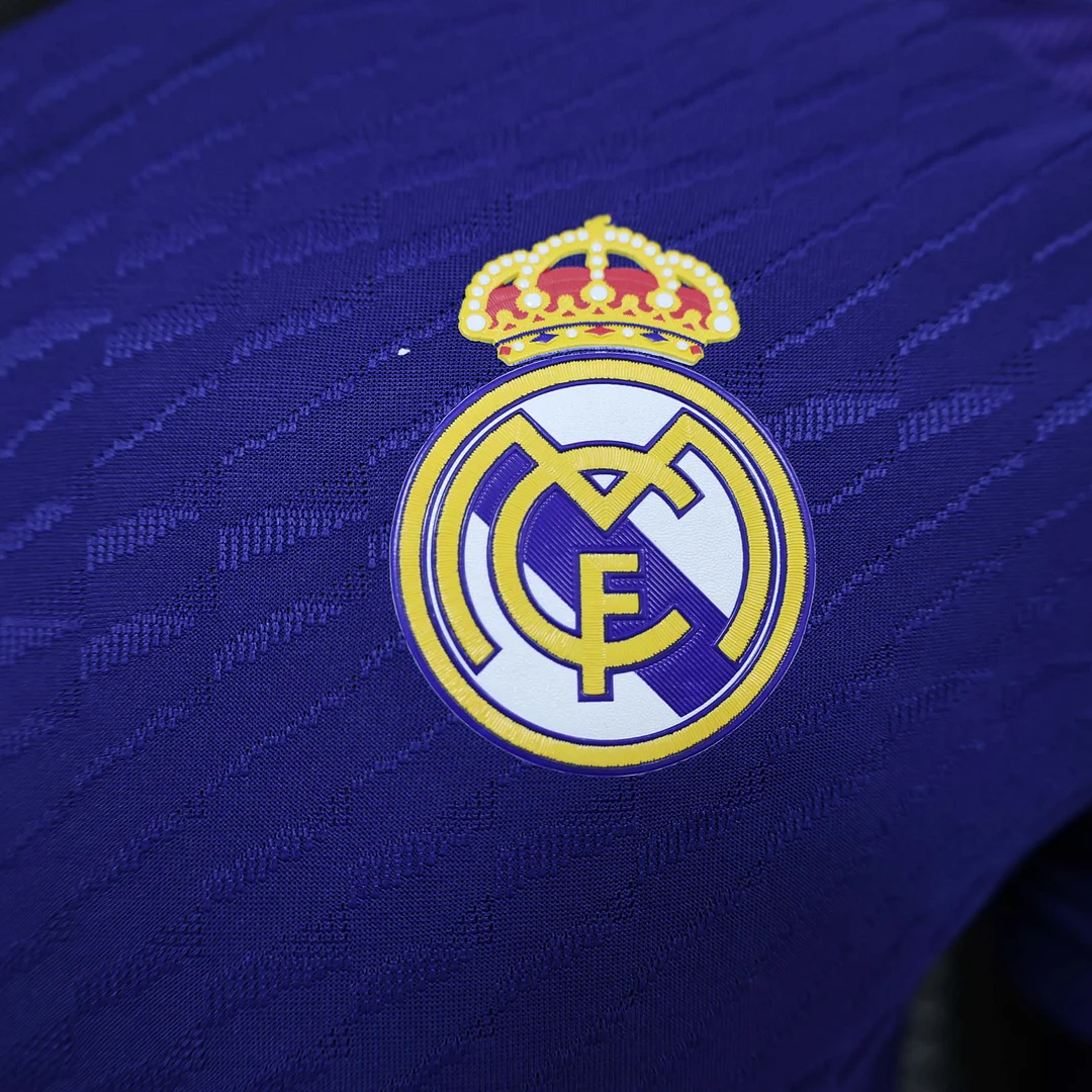 Camiseta de Fútbol Tercera Visitante del Real Madrid Versión Jugador 2024/2025 Calidad Tailandesa