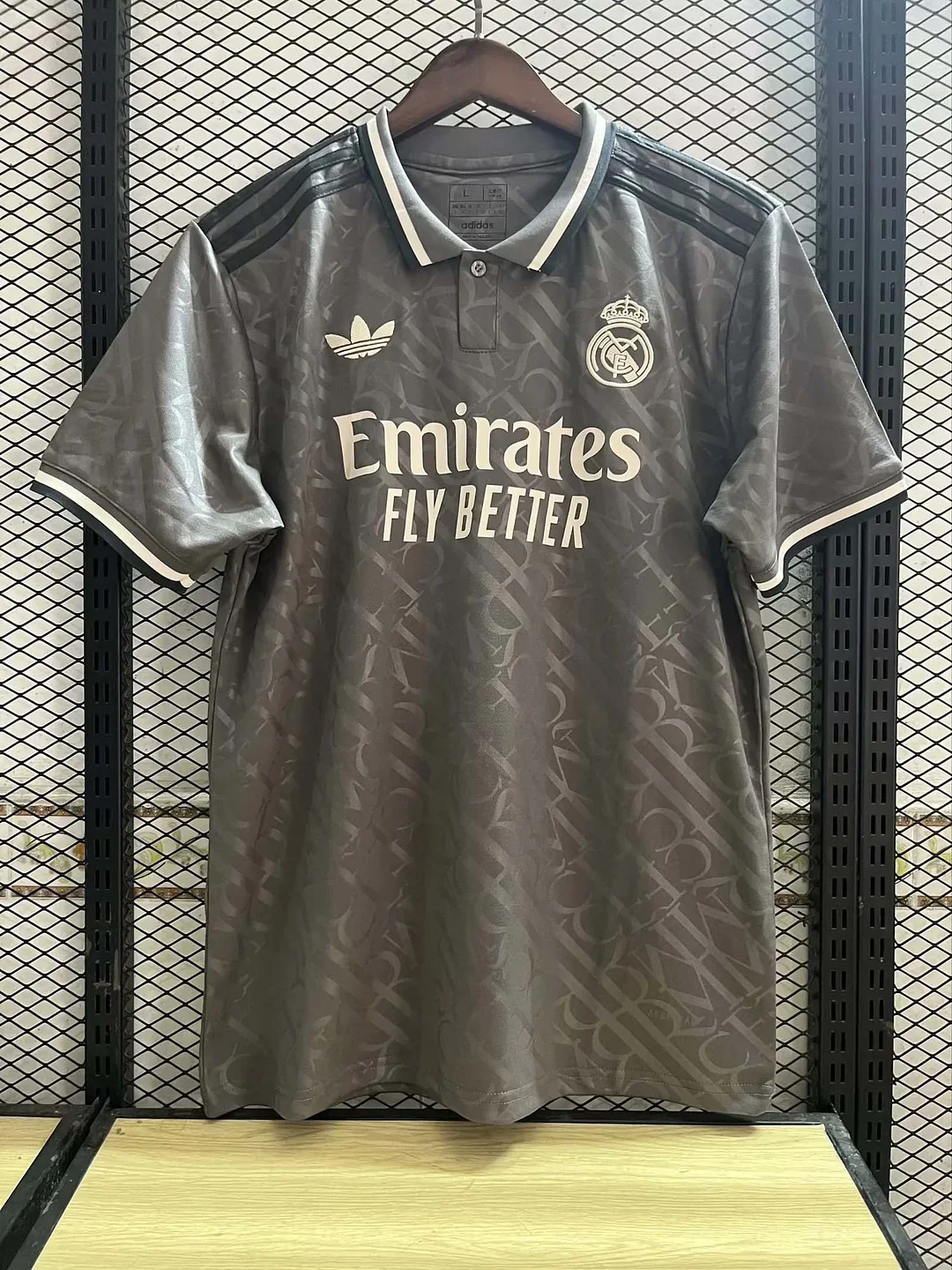 Camiseta de Fútbol Real Madrid Tercera Equipación 2024/2025 Calidad Tailandesa