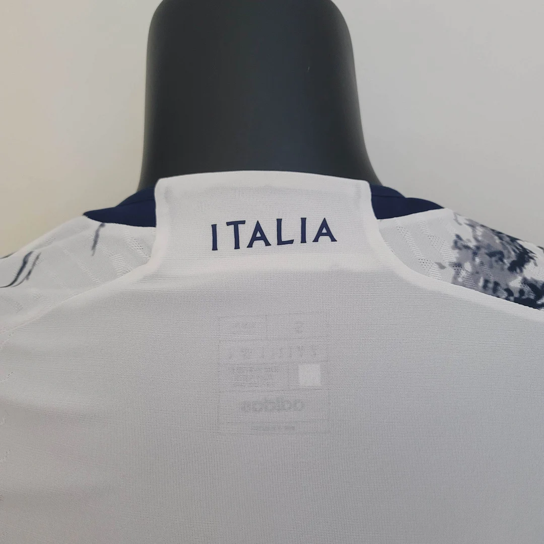 Camiseta de Fútbol Visitante de Italia Versión Jugador 2023
