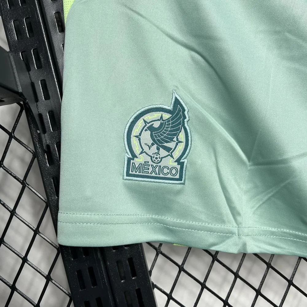 Pantalón Corto 2024 de la Selección Nacional de México Visitante AAA calidad aficionado