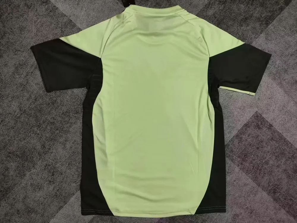 2025/2026 Camiseta de Fútbol Portero Verde Claro Real Madrid Calidad Tailandesa