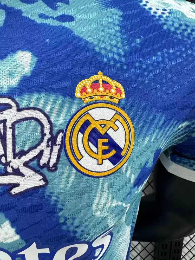 2024/2025 Versión Jugador Real Madrid Edición Especial 12 Camiseta de Fútbol Calidad Tailandesa