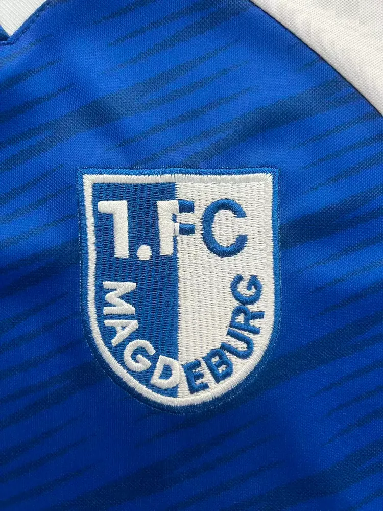 2025-2026 FC Magdeburg Camiseta de Fútbol Local Calidad Tailandesa