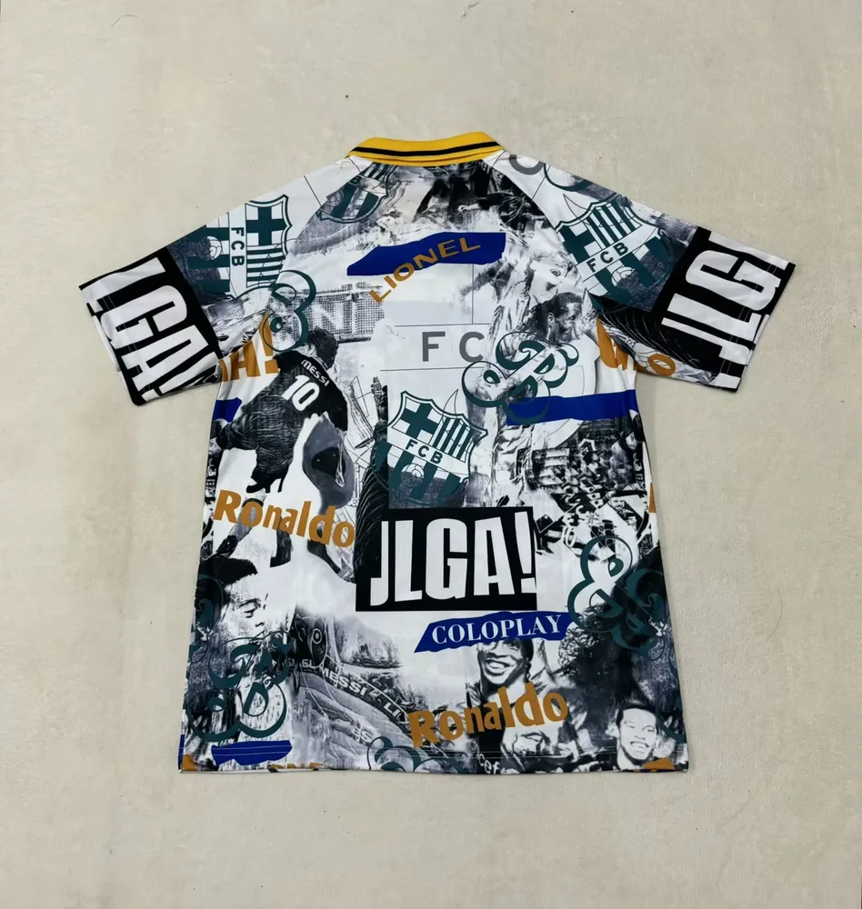 2025/2026 Barcelona Ronaldinho Versión Co-marca Camiseta de Fútbol Calidad Tailandesa