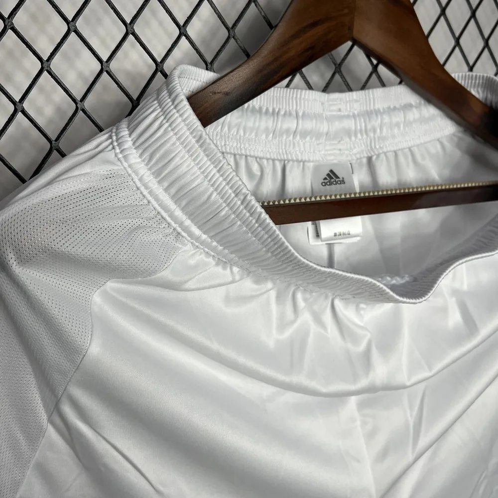 Pantalón Corto Local Real Madrid 2024/2025
