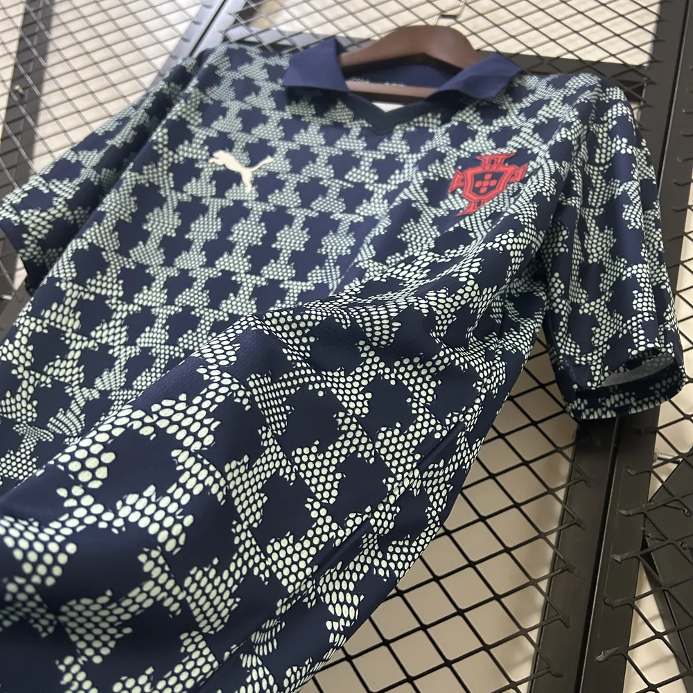 2025 Portugal Camiseta de Entrenamiento Verde AAA Grado Fan