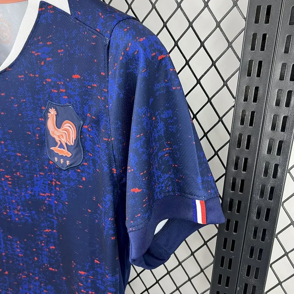 2025/2026 France Home Football Shirt AAA fan-grade