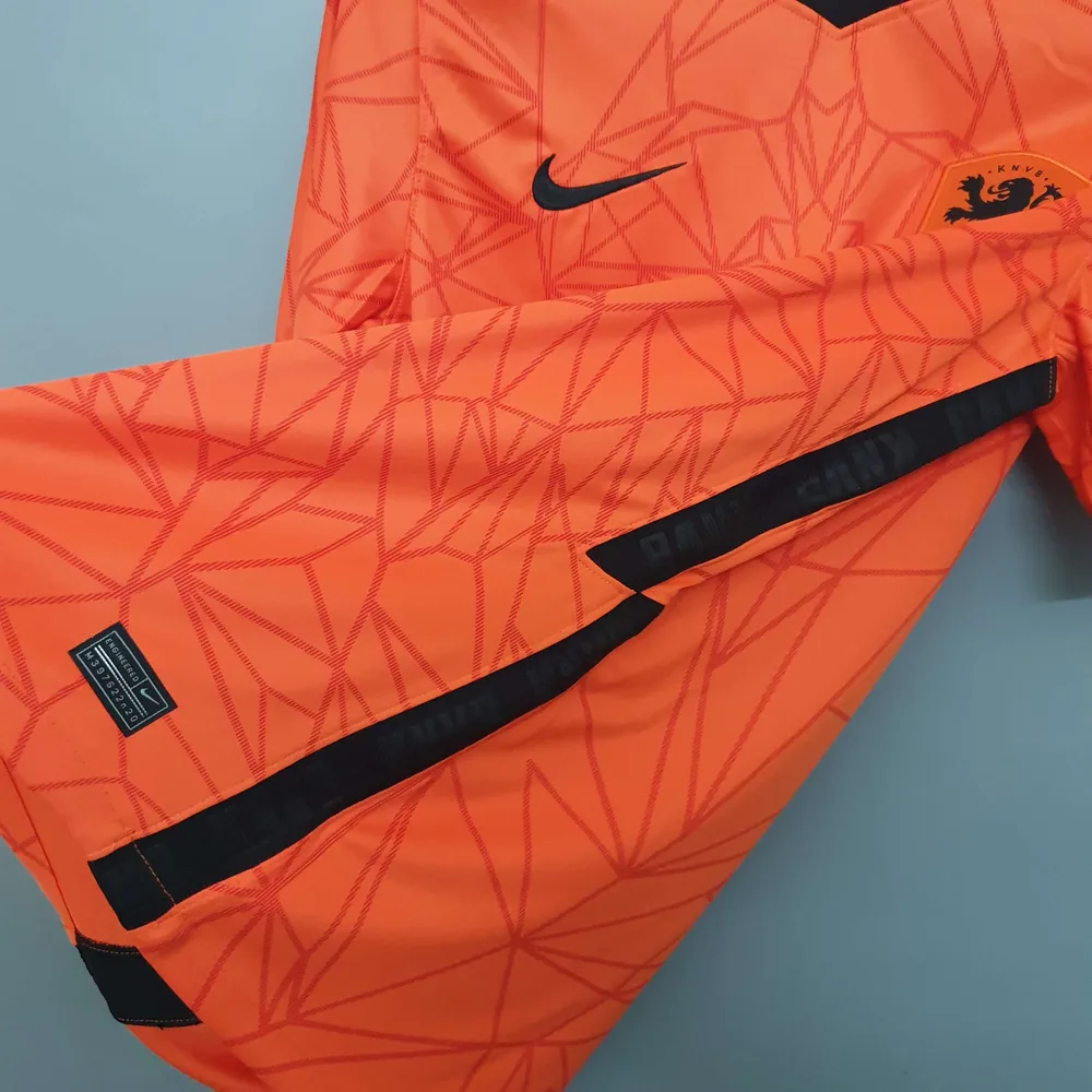 Camiseta de Fútbol Países Bajos Roja Local 2020
