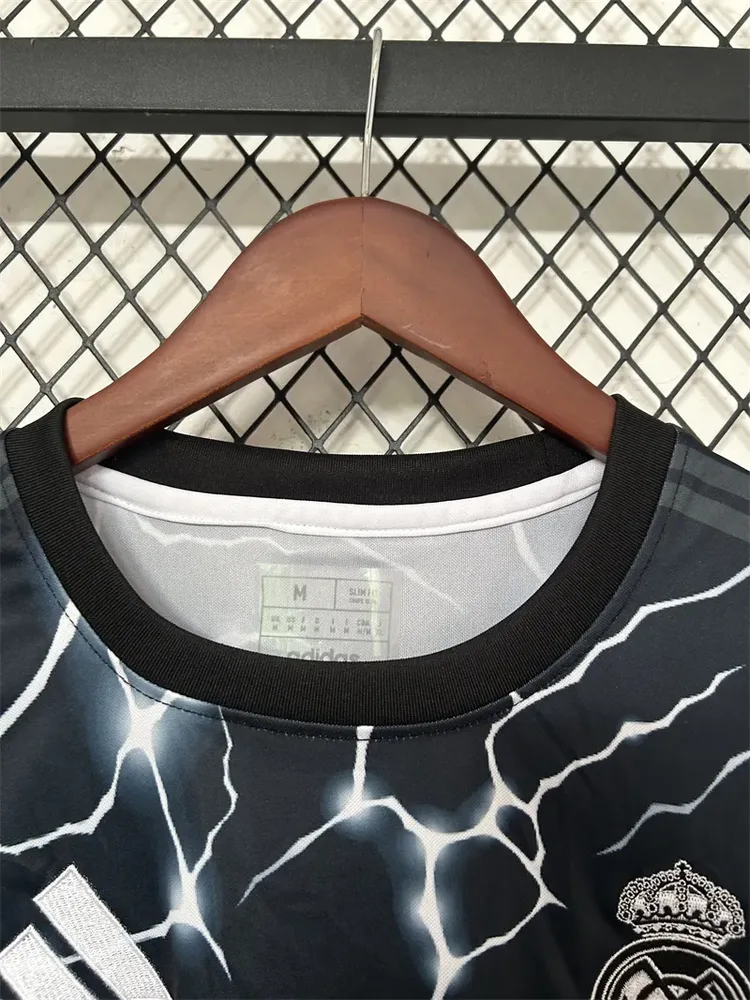 2024/2025 Real Madrid Camiseta Edición Especial Leopardo Negro Calidad Tailandesa