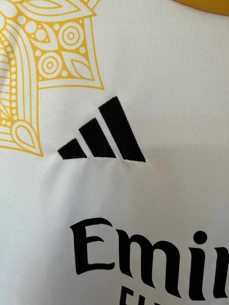 2025/2026 Camiseta de Fútbol Edición Especial Serpiente Real Madrid Calidad Tailandesa