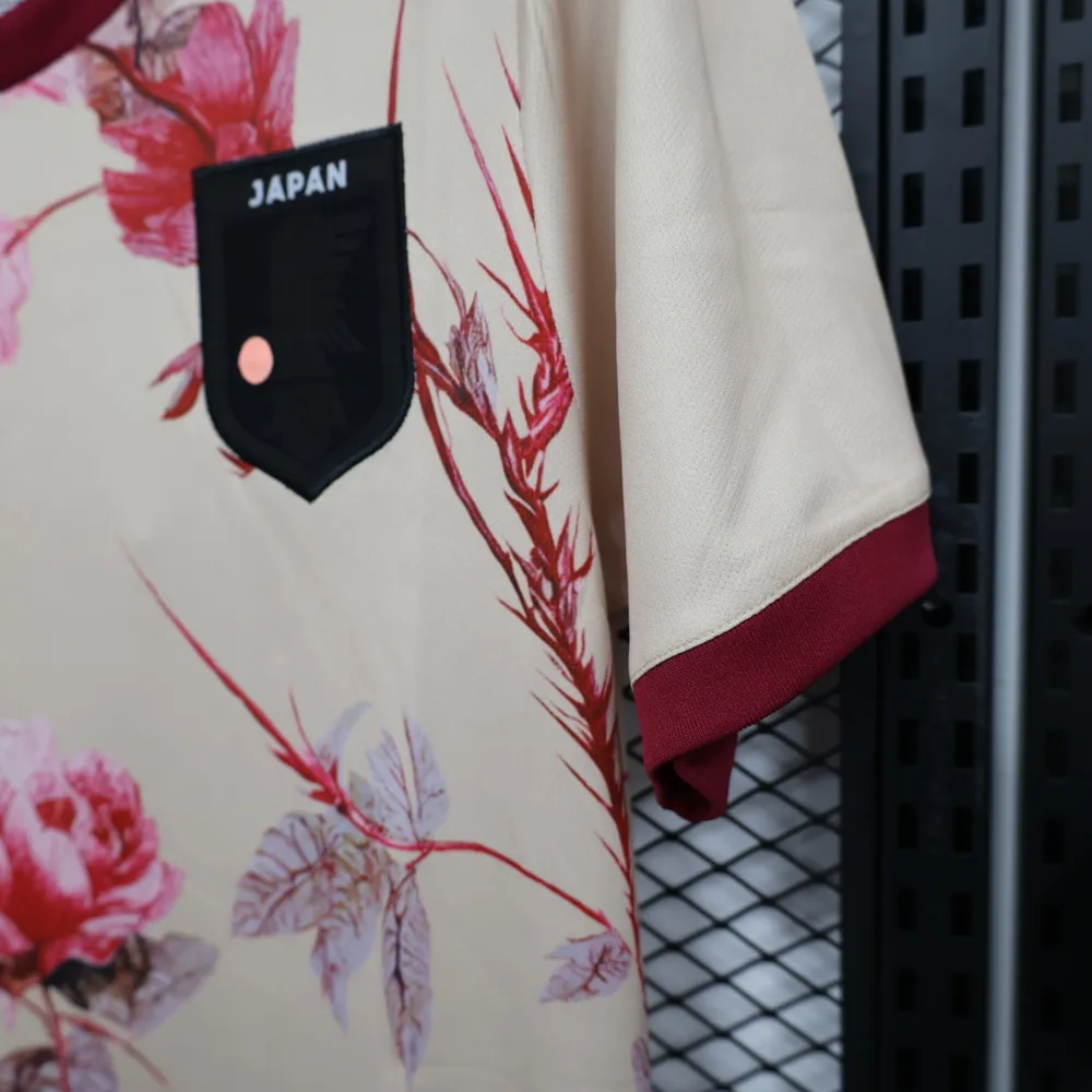 2024/2025 Camiseta Edición Especial Japón x Rosa AAA calidad fan