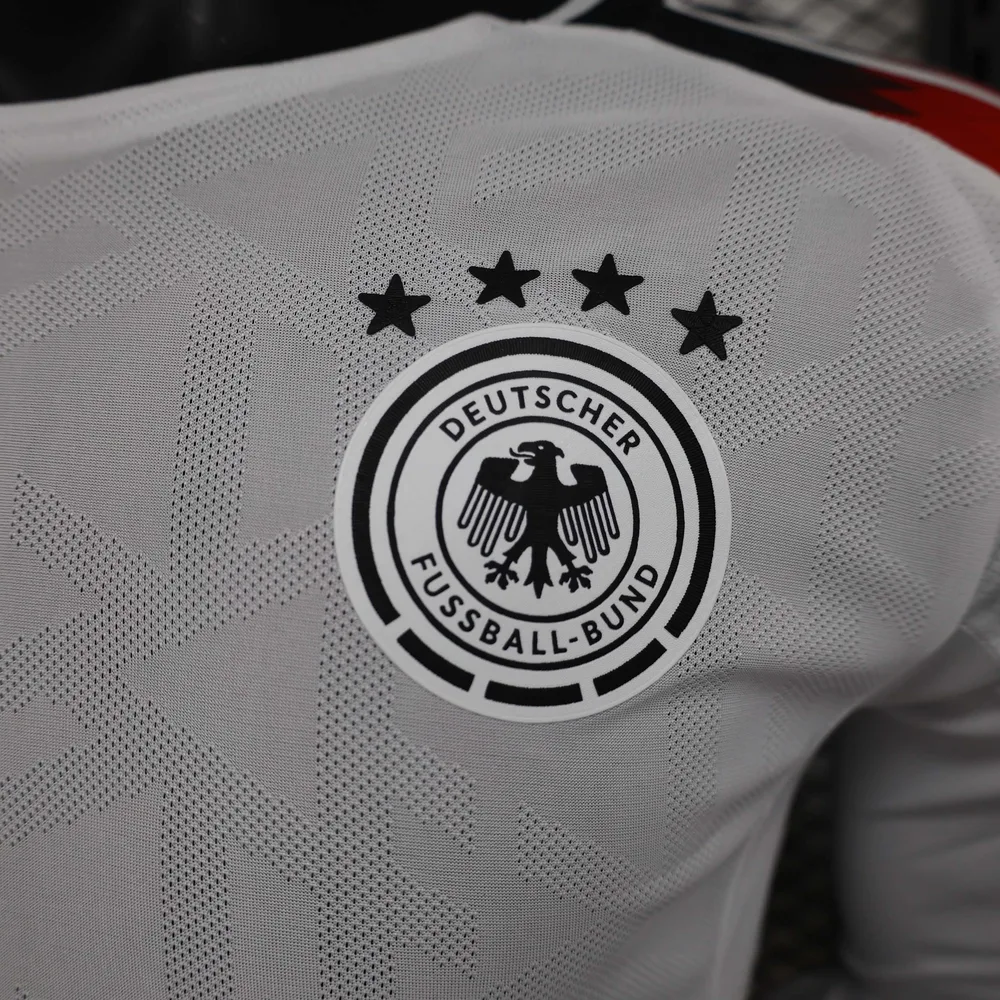 Camiseta de Fútbol Local de Manga Larga Versión Jugador Alemania 2024-2025 Calidad Tailandesa 1:1