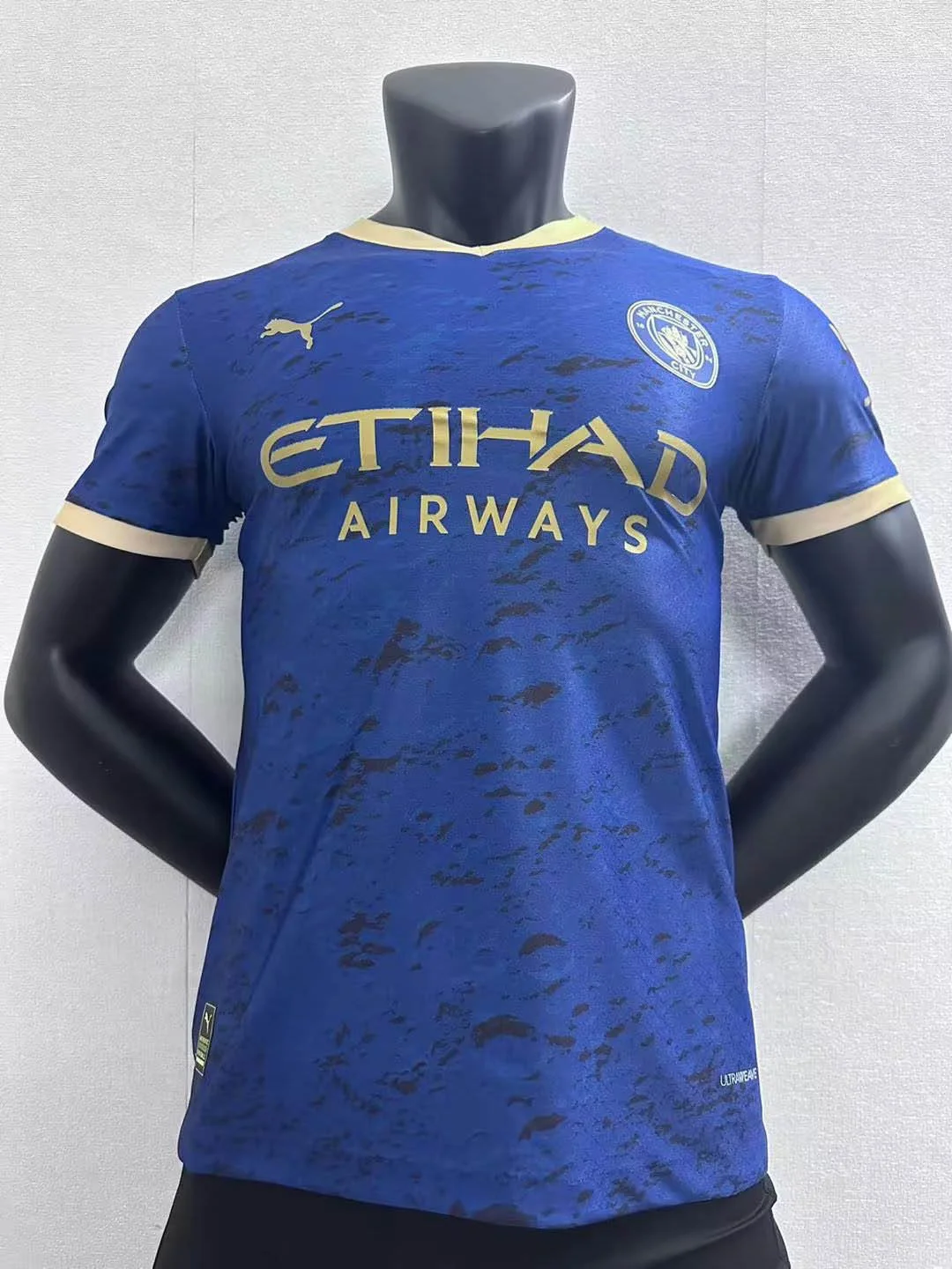 Camiseta de Fútbol Azul Edición Conmemorativa Año Nuevo Chino Versión Jugador 2023 Manchester City Calidad Thai
