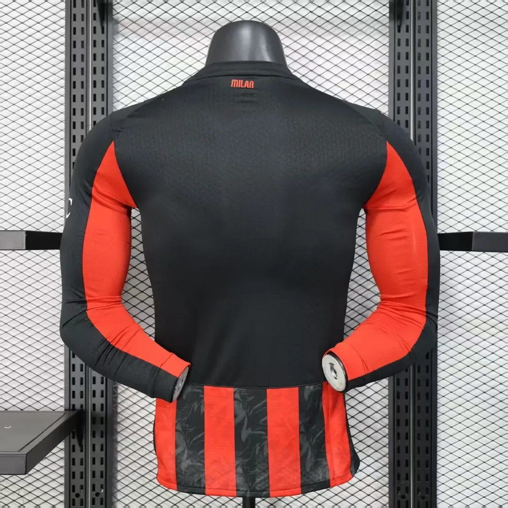 2025/2026 Camiseta de Fútbol Local Manga Larga AC Milan Versión Jugador Calidad Tailandesa