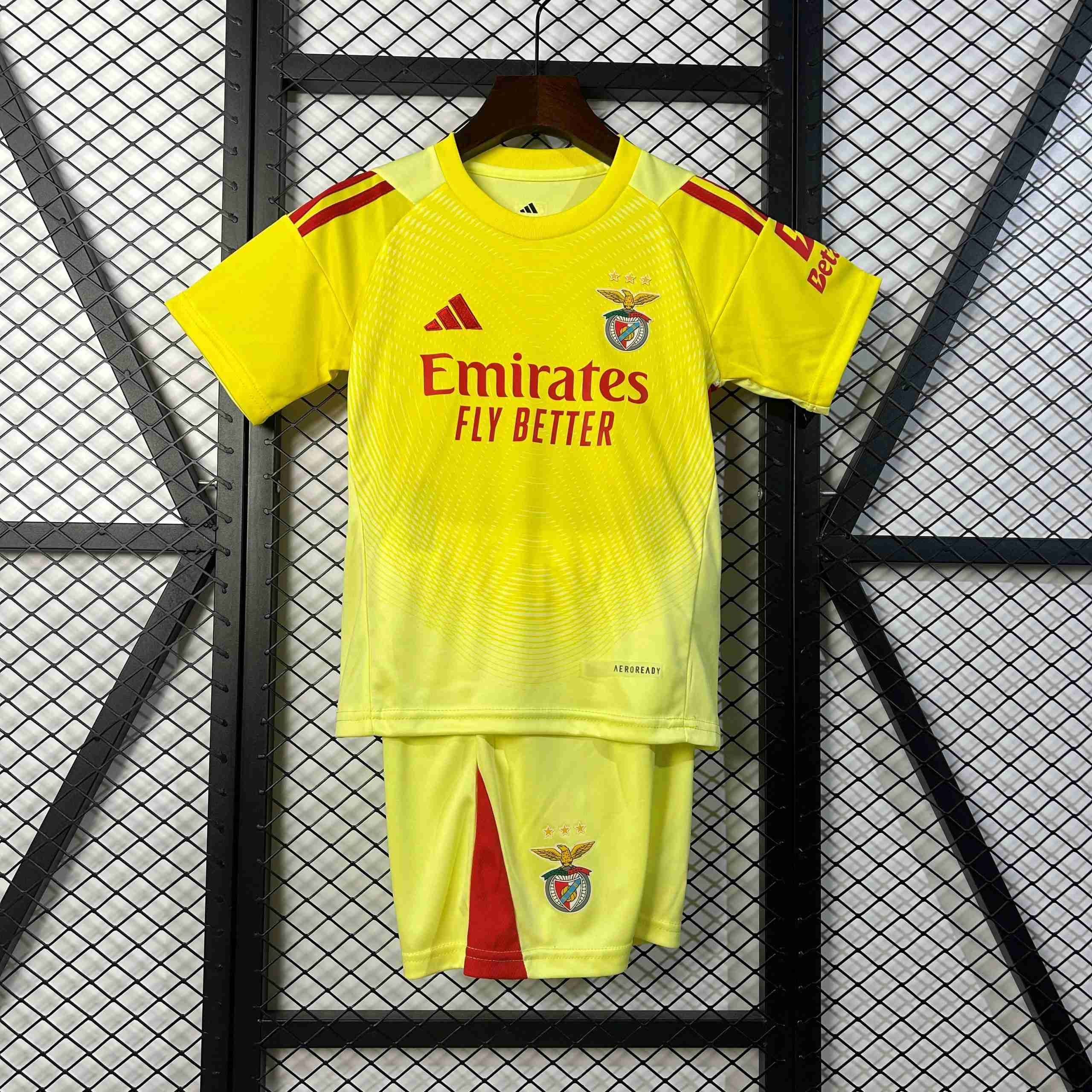 Equipacion Benfica Conjunto Niños Portero 2025 2026