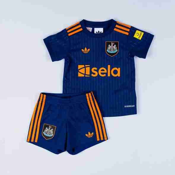 Equipacion Newcastle United Conjunto Niños Tercera 2025 2026