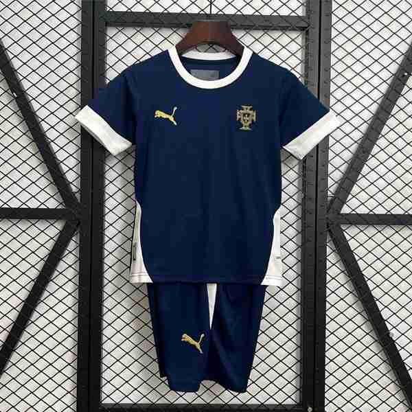 Equipacion Portugal Entrenamiento Conjunto Niño 2025 2026