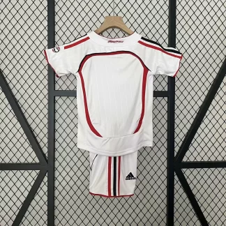 Camiseta de Fútbol Retro 2005/2006 AC Milan Visitante Calidad Tailandesa Talla Infantil
