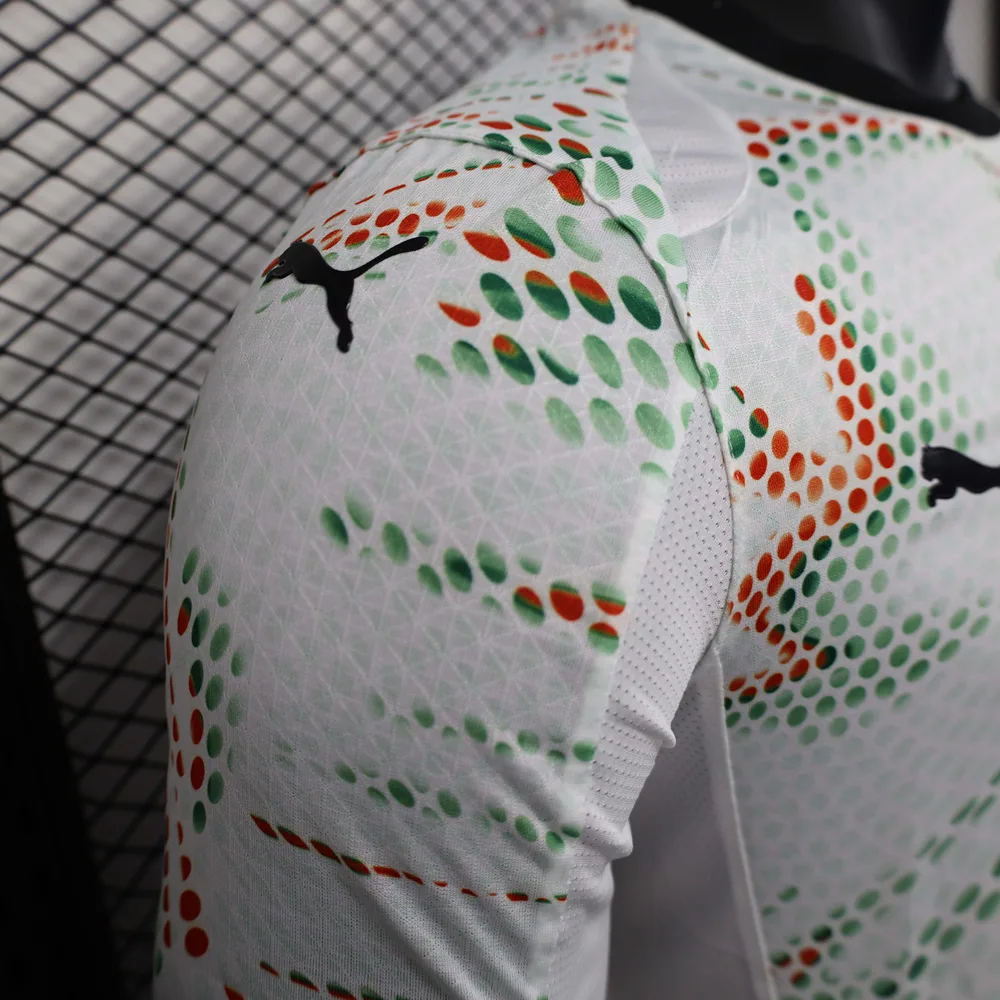 Camiseta de Fútbol Visitante de Portugal de Manga Larga Versión Jugador 2025 AAA calidad aficionado