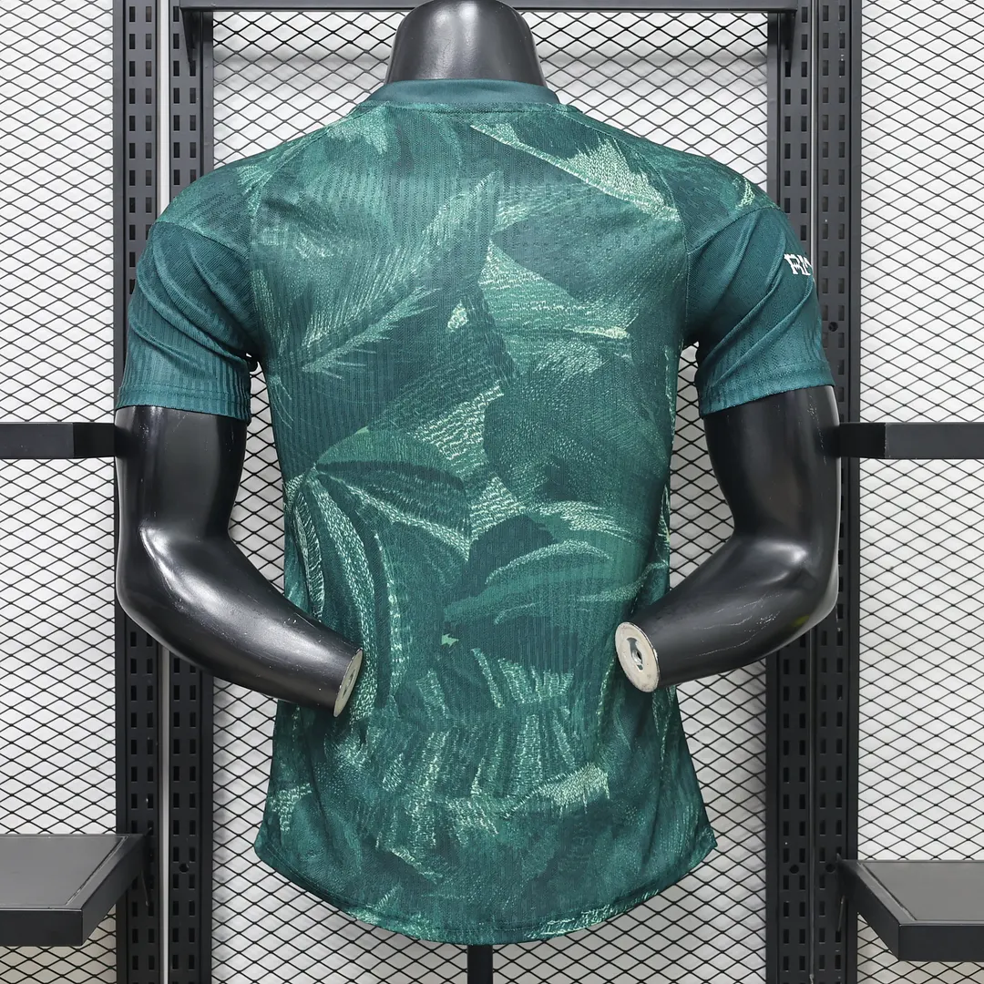 Camiseta de fútbol de pre-partido de Real Madrid 2026/2027 Versión Jugador 1:1 Calidad Tailandesa