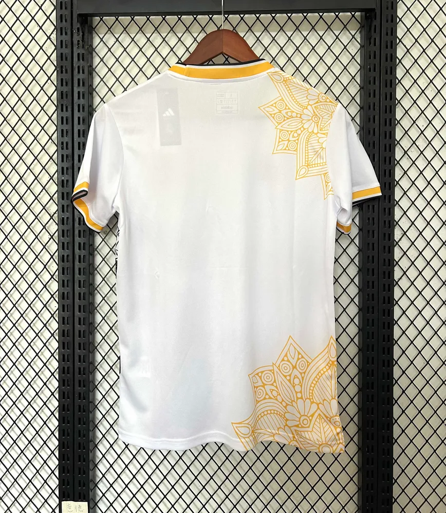 2025/2026 Camiseta de Fútbol Edición Especial Serpiente Real Madrid Calidad Tailandesa