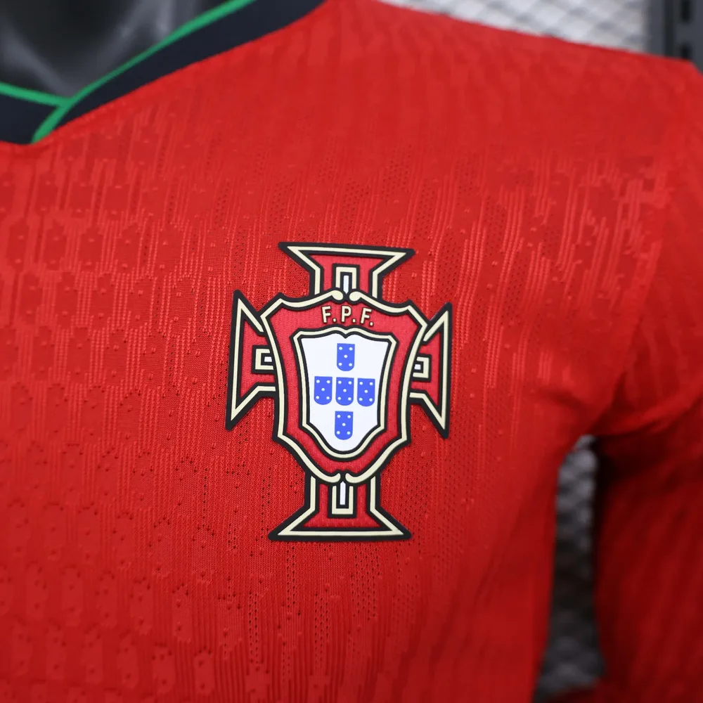 Camiseta de Fútbol Local de Manga Larga Versión Jugador Portugal 2024 Calidad Tailandesa 1:1
