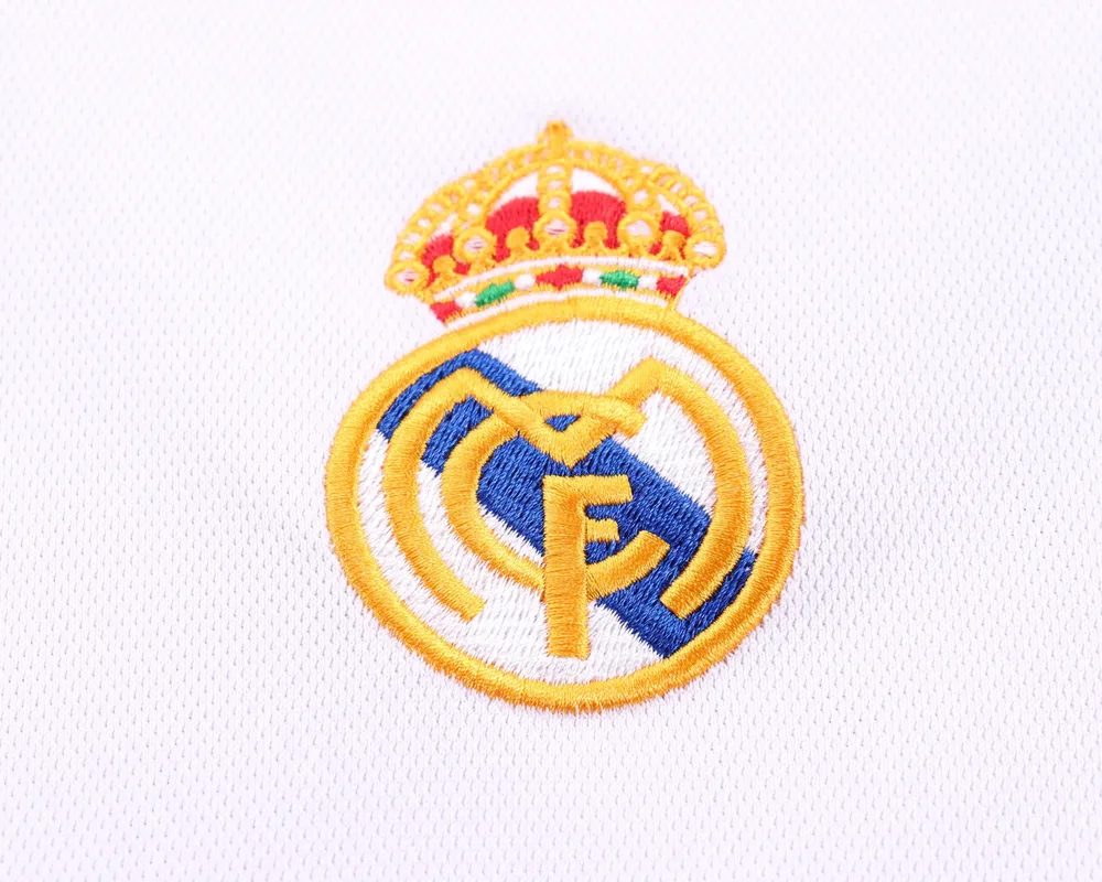2000-2001 Retro Camiseta Local Real Madrid Calidad Tailandesa Talla Infantil