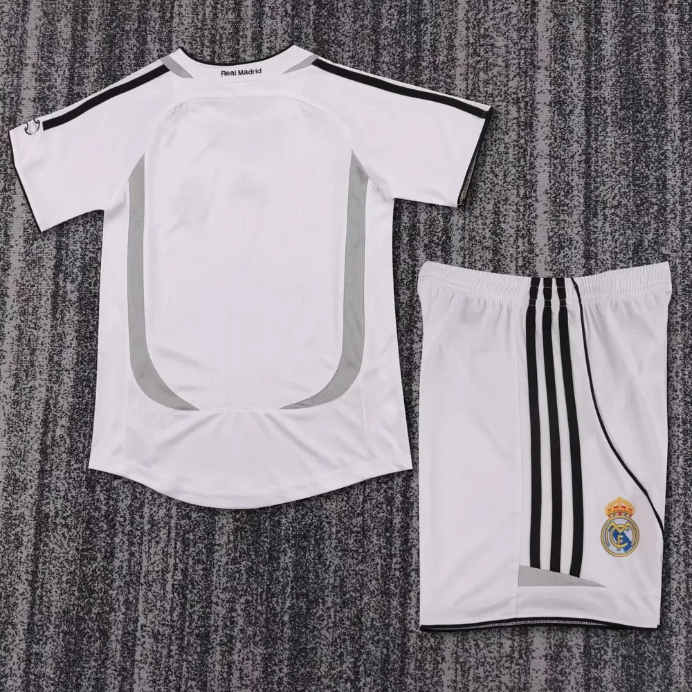 Camiseta de Fútbol Local Retro de Real Madrid 2006-2007 Calidad Tailandesa Talla Infantil