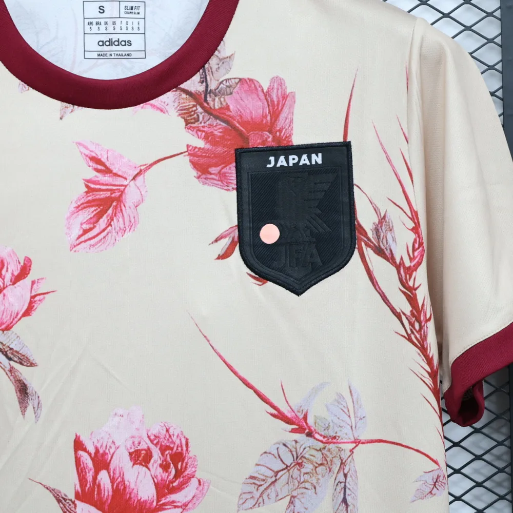 2024/2025 Camiseta Edición Especial Japón x Rosa AAA calidad fan