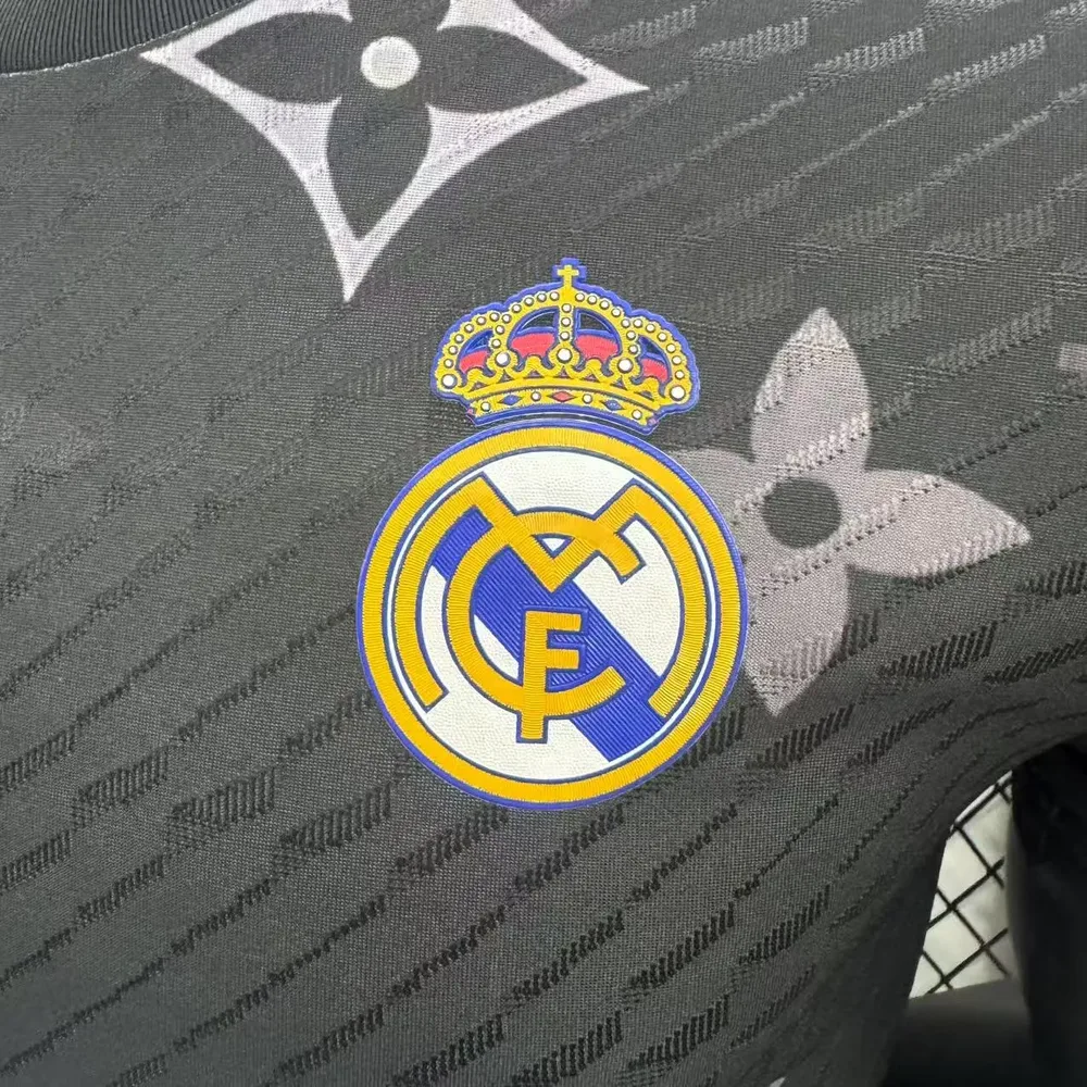 2025/2026 Versión Jugador Real Madrid Edición Especial 38 Camiseta Calidad Tailandesa