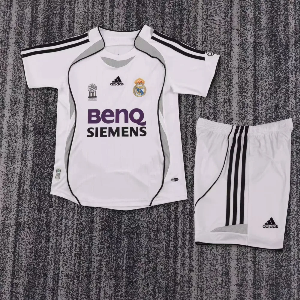 Camiseta de Fútbol Local Retro de Real Madrid 2006-2007 Calidad Tailandesa Talla Infantil