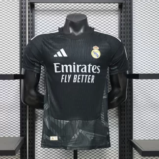 Camiseta de fútbol de portero negro de Real Madrid 2026/2027 Versión Jugador 1:1 Calidad Tailandesa