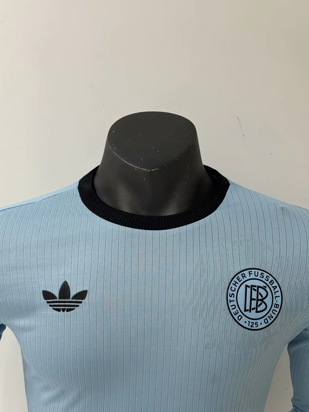 2025/2026 Camiseta de Fútbol Azul Edición 125 Aniversario Alemania Manga Larga Versión Jugador AAA calidad aficionado