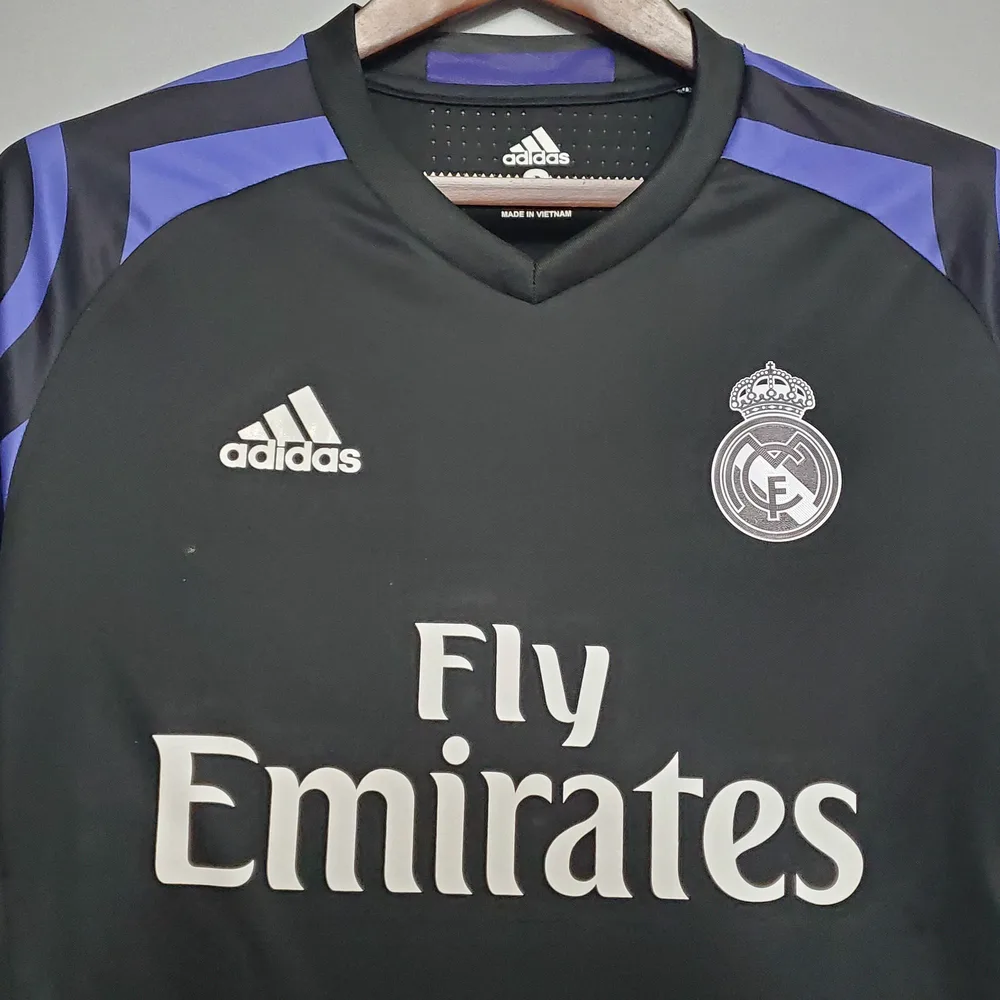 Tercera Camiseta Visitante Retro del Real Madrid 2016/2017
