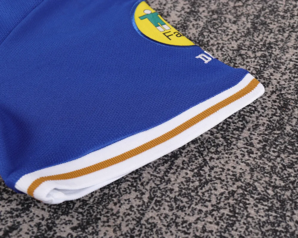 Camiseta de Fútbol Local Retro Italia 1996 Calidad Tailandesa Talla Infantil