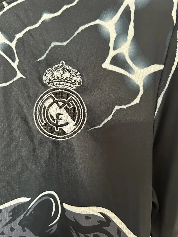 2024/2025 Real Madrid Camiseta Edición Especial Leopardo Negro Calidad Tailandesa