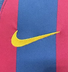 2005/2006 Retro Manga Larga Barcelona Local Camiseta de Fútbol UEFA Champions League Calidad Tailandesa