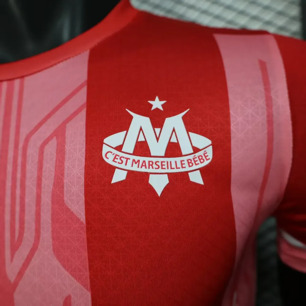 2025/2026 Versión Jugador Olympique de Marseille Edición Especial Roja Camiseta de Fútbol Calidad Tailandesa