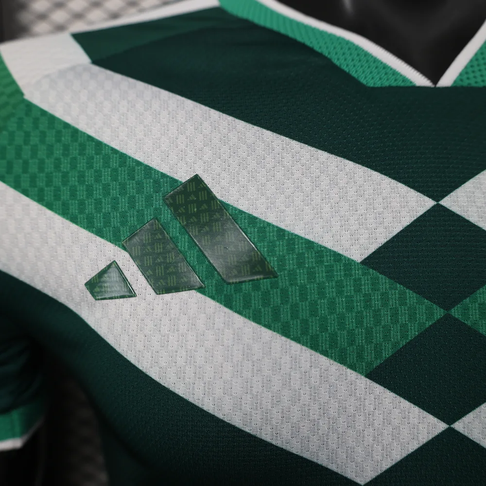 Camiseta de Fútbol Edición Especial de Arabia Saudí Versión Jugador 2026 AAA calidad para aficionados