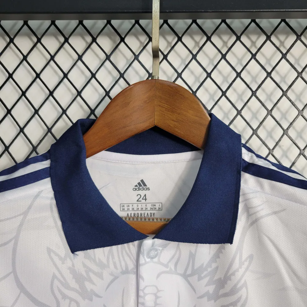 Camiseta Blanca del Dragón Chino del Real Madrid 2022/2023 Talla Infantil