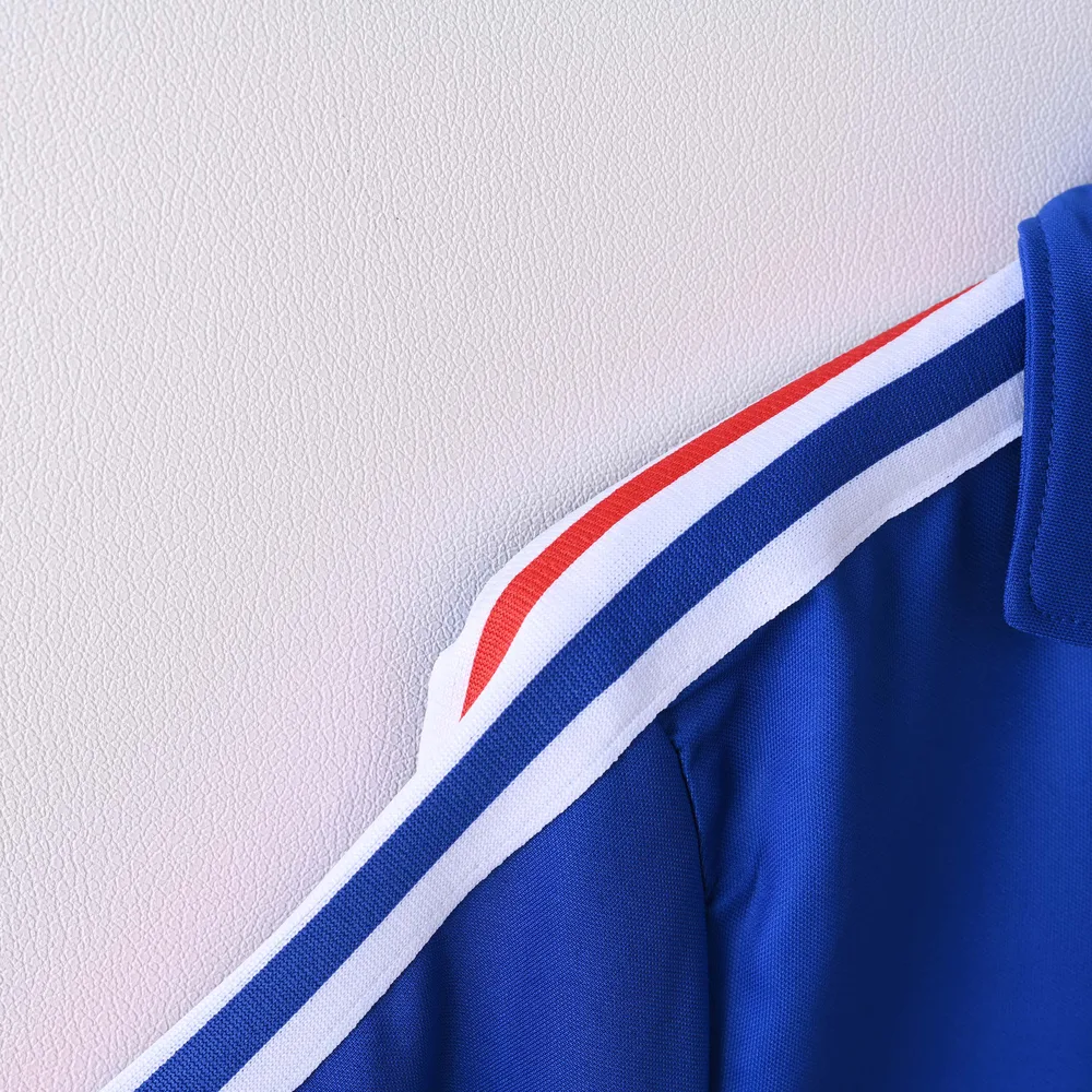 Camiseta Local Retro 1984 Francia AAA calidad fan